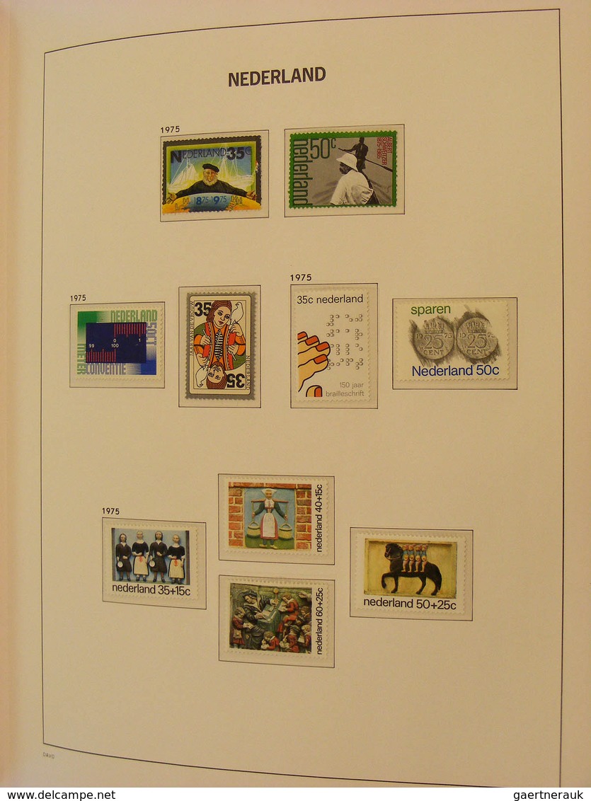 27467 Niederlande: 1945/76: MNH, mint and used collection Netherlands 1945-1976, in various quality, pract