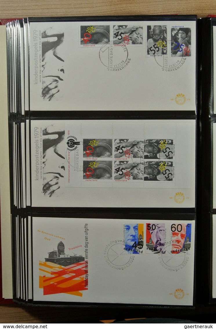 27476 Niederlande: 1959-2009 As good as complete collection FDC's of the Netherlands 1959-2009 in 7 FDC al