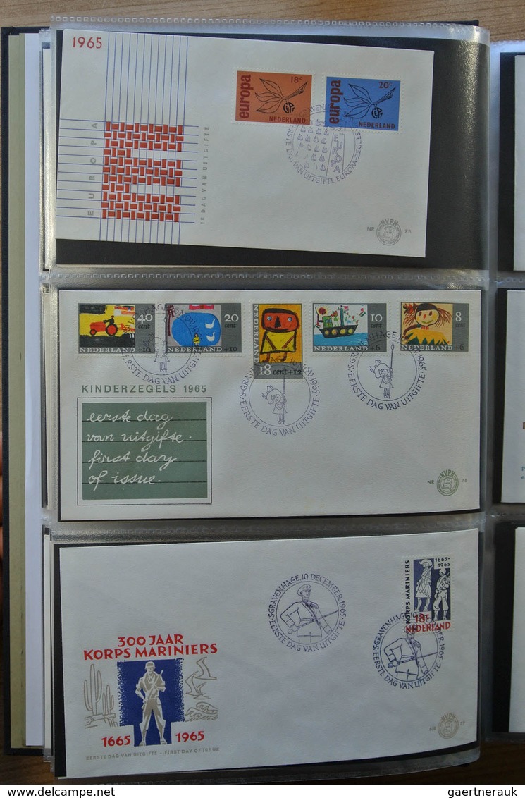 27479 Niederlande: 1960-2013. Apparently Complete, Unaddressed Collection FDC's Of The Netherlands 1960-20 - Lettres & Documents