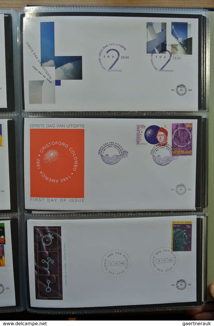 27483 Niederlande: 1980-2011 Totally complete collection FDC's of the Netherlands 1980-2011 in 4 Davo FDC