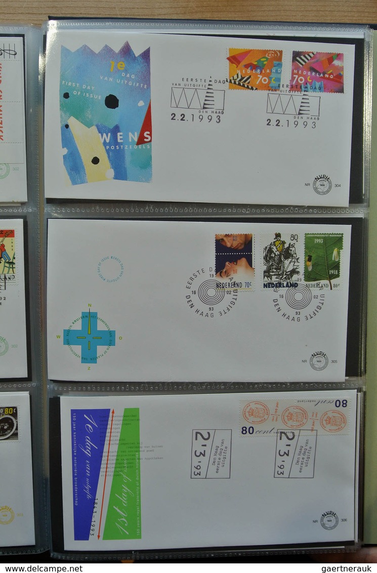 27483 Niederlande: 1980-2011 Totally complete collection FDC's of the Netherlands 1980-2011 in 4 Davo FDC