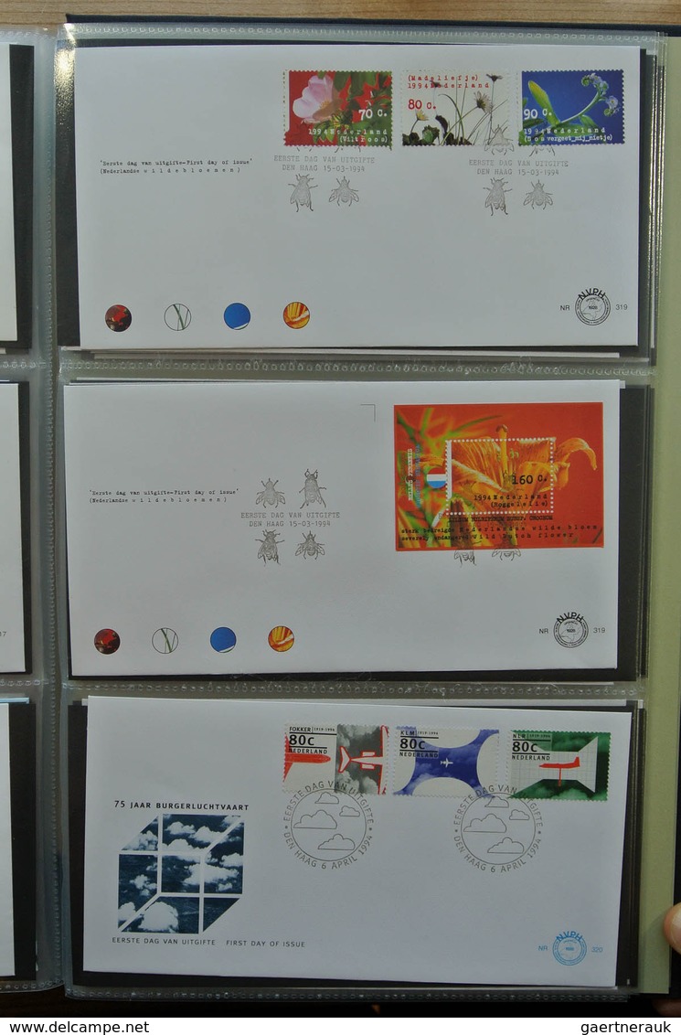 27483 Niederlande: 1980-2011 Totally complete collection FDC's of the Netherlands 1980-2011 in 4 Davo FDC