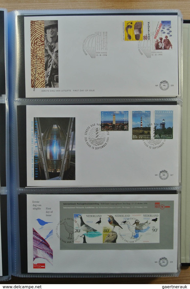 27486 Niederlande: 1992-2011 Complete Collection FDC's Of The Netherlands From No. 297 Till 636 In 2 Davo - Lettres & Documents