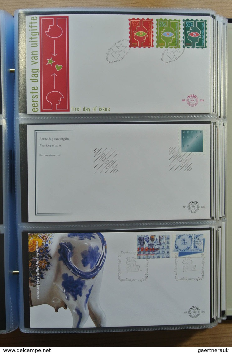 27486 Niederlande: 1992-2011 Complete collection FDC's of the Netherlands from no. 297 till 636 in 2 Davo