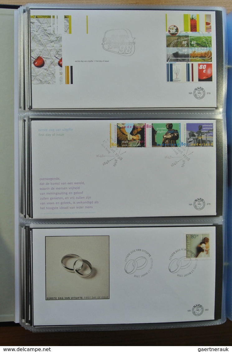 27486 Niederlande: 1992-2011 Complete collection FDC's of the Netherlands from no. 297 till 636 in 2 Davo