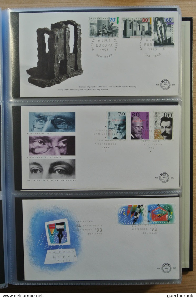 27486 Niederlande: 1992-2011 Complete collection FDC's of the Netherlands from no. 297 till 636 in 2 Davo