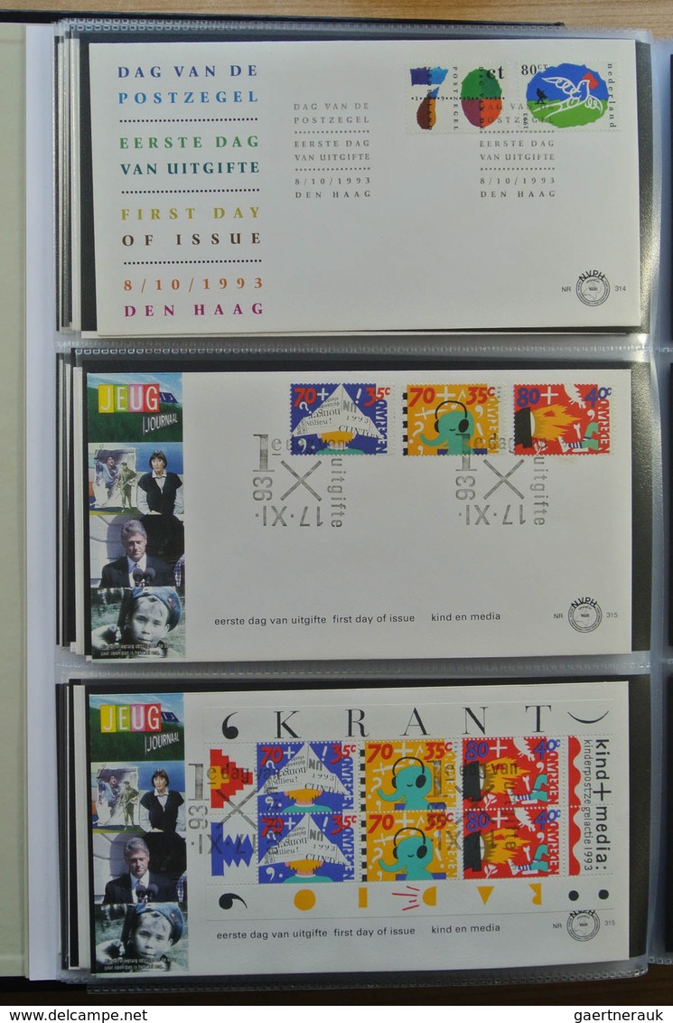 27486 Niederlande: 1992-2011 Complete collection FDC's of the Netherlands from no. 297 till 636 in 2 Davo