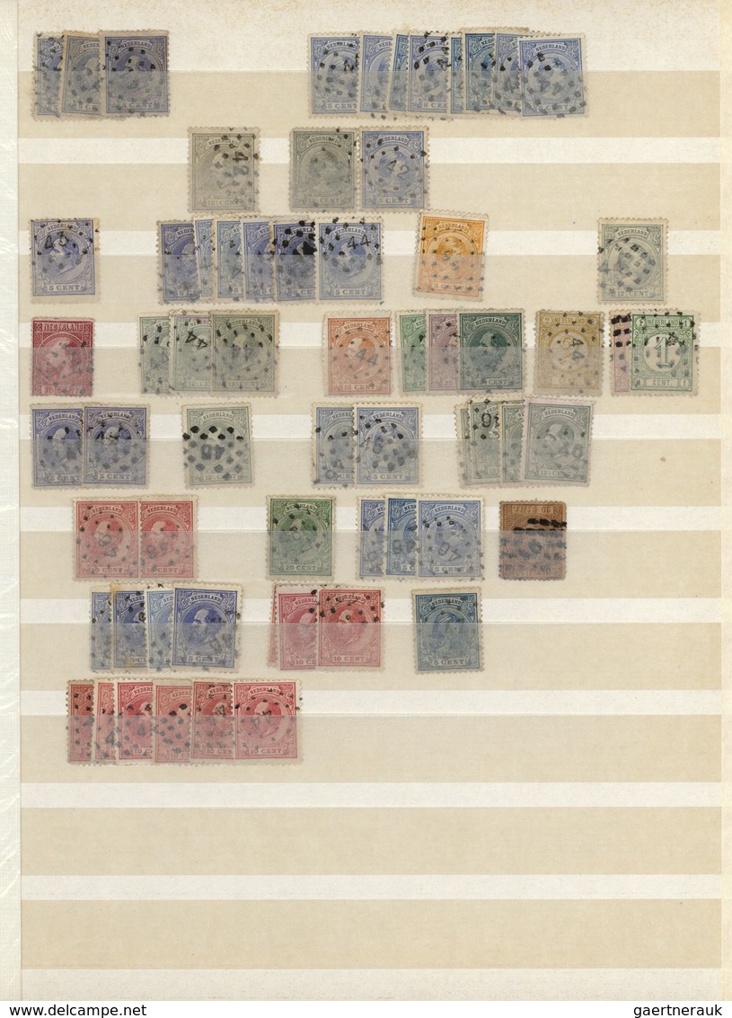 27504 Niederlande - Stempel: 1870/1890 (ca.), Numeral Cancellations, Holding Of Apprx. 640 Stamps (mainly - Marcophilie