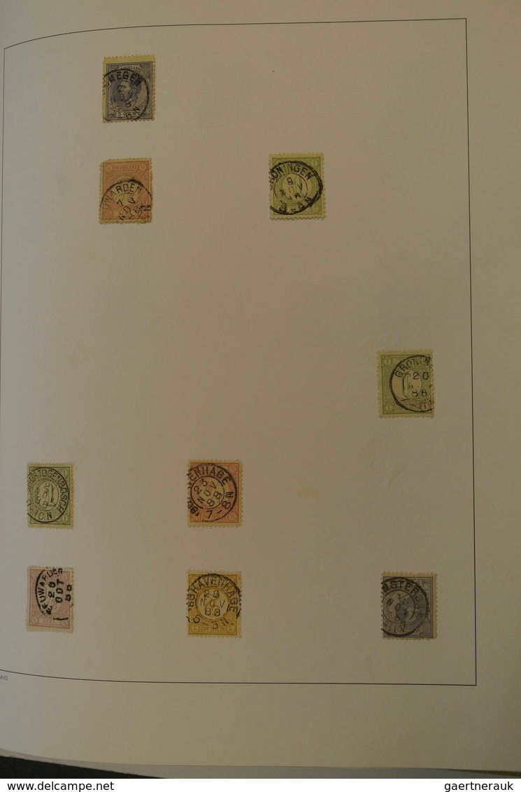 27522 Niederlande - Stempel: Two blanc albums with a collection small round cancels of the Netherlands, co