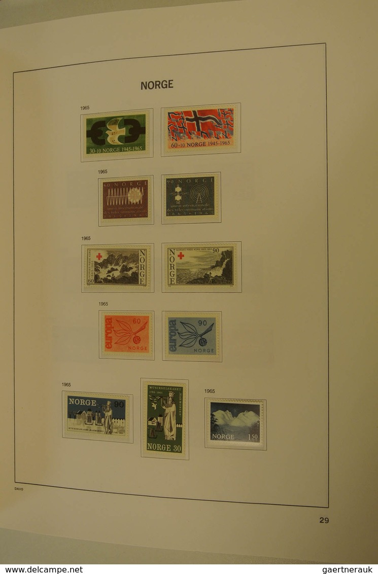 27525 Norwegen: 1856-1995. Well filled, MNH, mint hinged and used collection Norway 1856-1995 in Davo albu