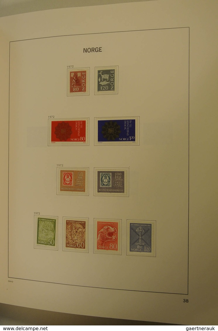 27525 Norwegen: 1856-1995. Well filled, MNH, mint hinged and used collection Norway 1856-1995 in Davo albu