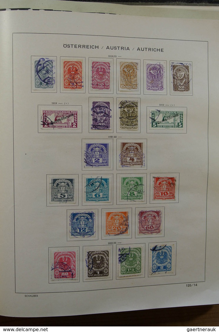 27554 Österreich: 1850-1959. Well filled, MNH, mint hinged and used collection Austria 1850-1959 in old al