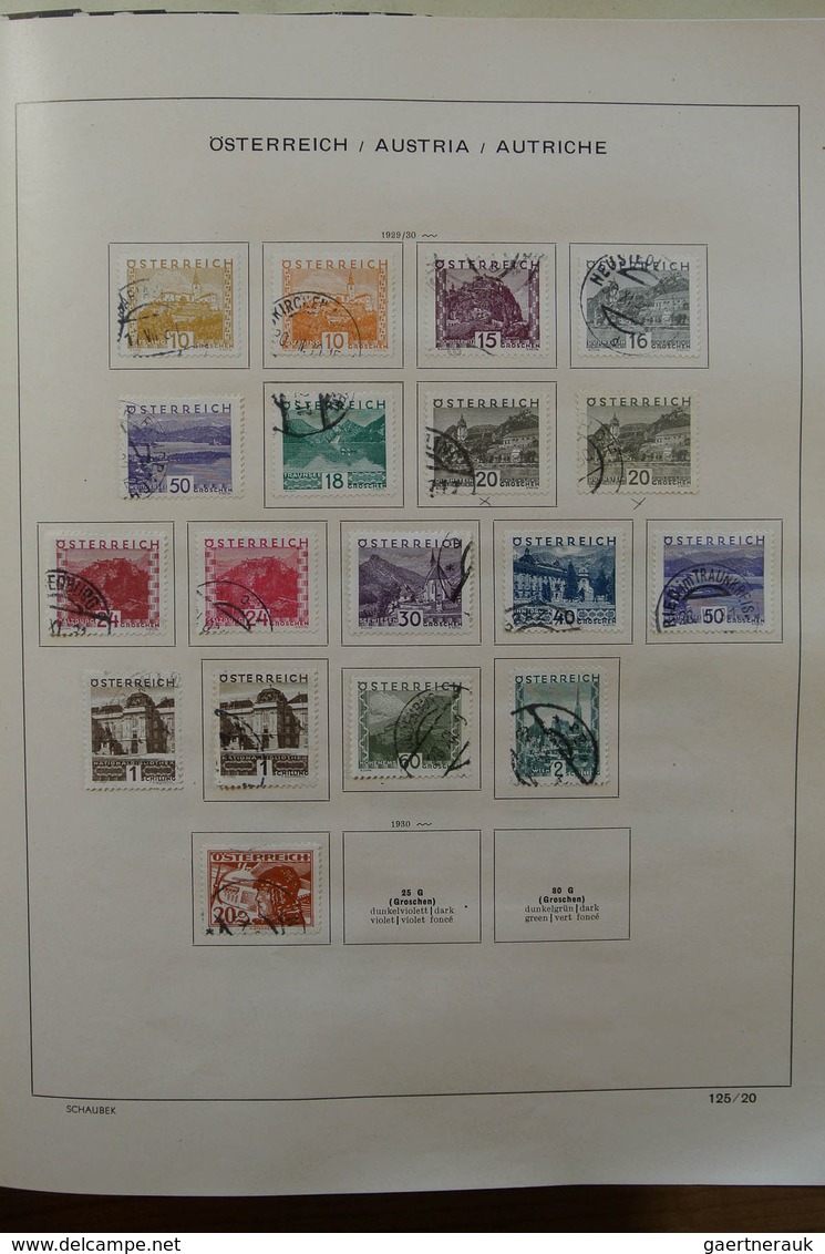 27554 Österreich: 1850-1959. Well filled, MNH, mint hinged and used collection Austria 1850-1959 in old al