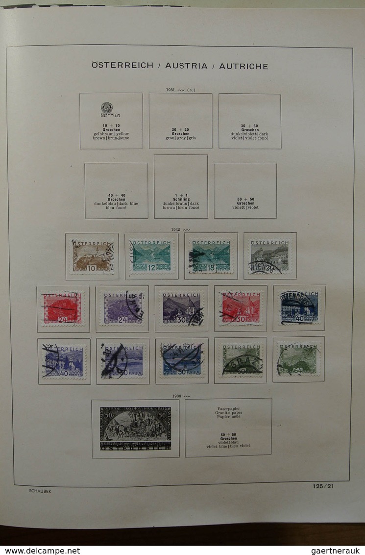 27554 Österreich: 1850-1959. Well filled, MNH, mint hinged and used collection Austria 1850-1959 in old al