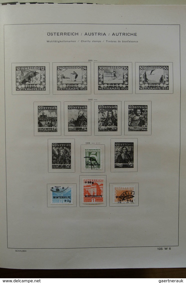 27554 Österreich: 1850-1959. Well filled, MNH, mint hinged and used collection Austria 1850-1959 in old al