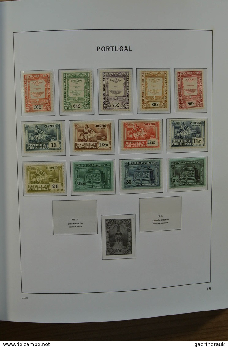 27741 Portugal: 1853-1992. Nicely filled, mostly used collection Portugal 1853-1992 in 2 Davo albums, incl