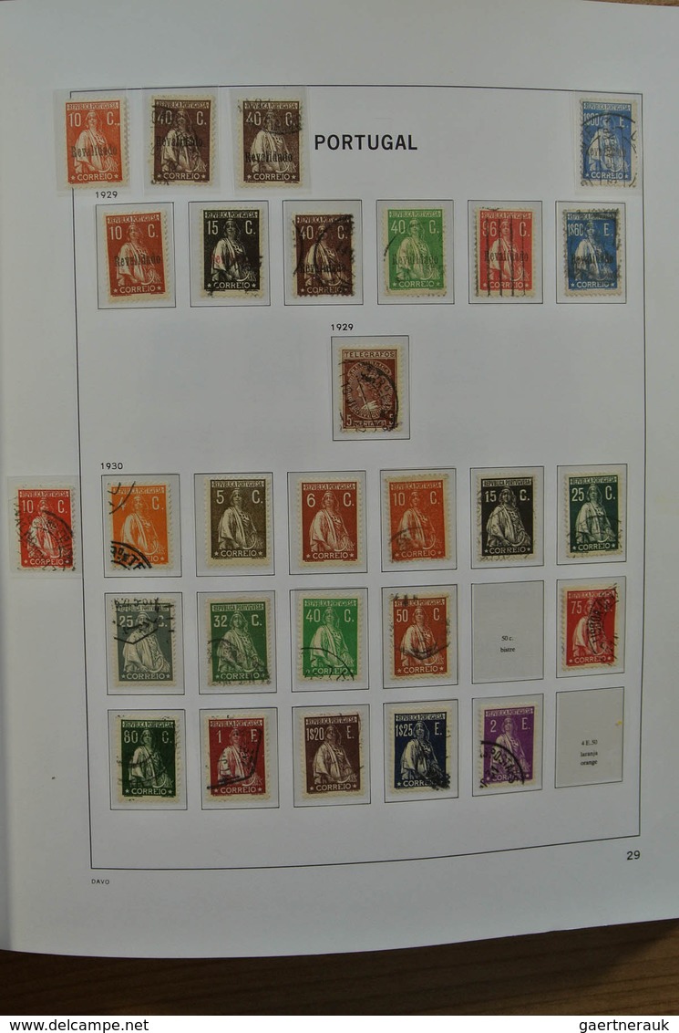 27741 Portugal: 1853-1992. Nicely filled, mostly used collection Portugal 1853-1992 in 2 Davo albums, incl