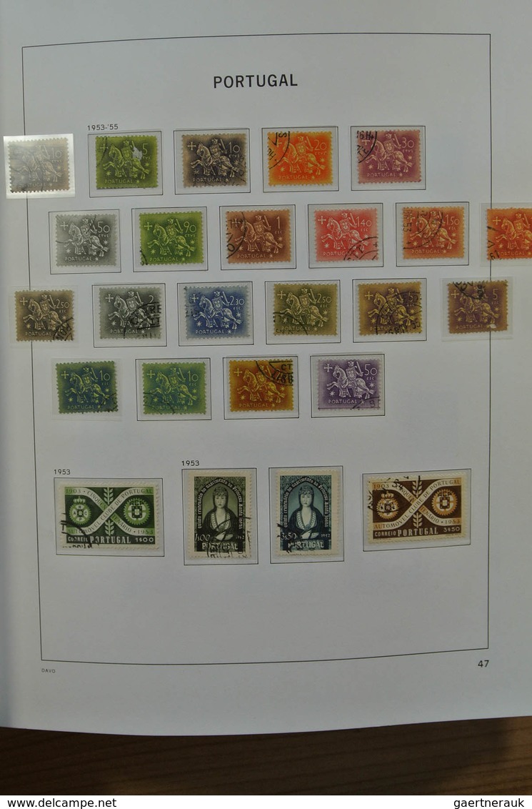 27741 Portugal: 1853-1992. Nicely filled, mostly used collection Portugal 1853-1992 in 2 Davo albums, incl