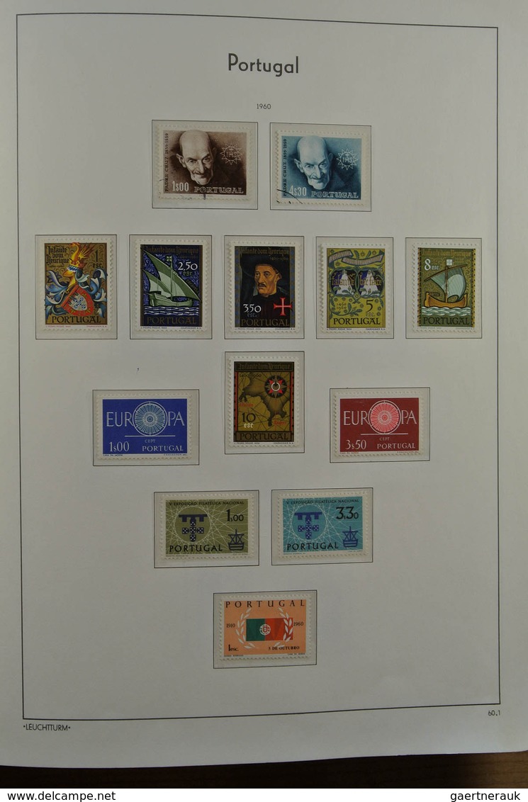 27767 Portugal: 1912-1984. Well filled, MNH, mint hinged and used collection Portugal 1912-1984 in 3 album