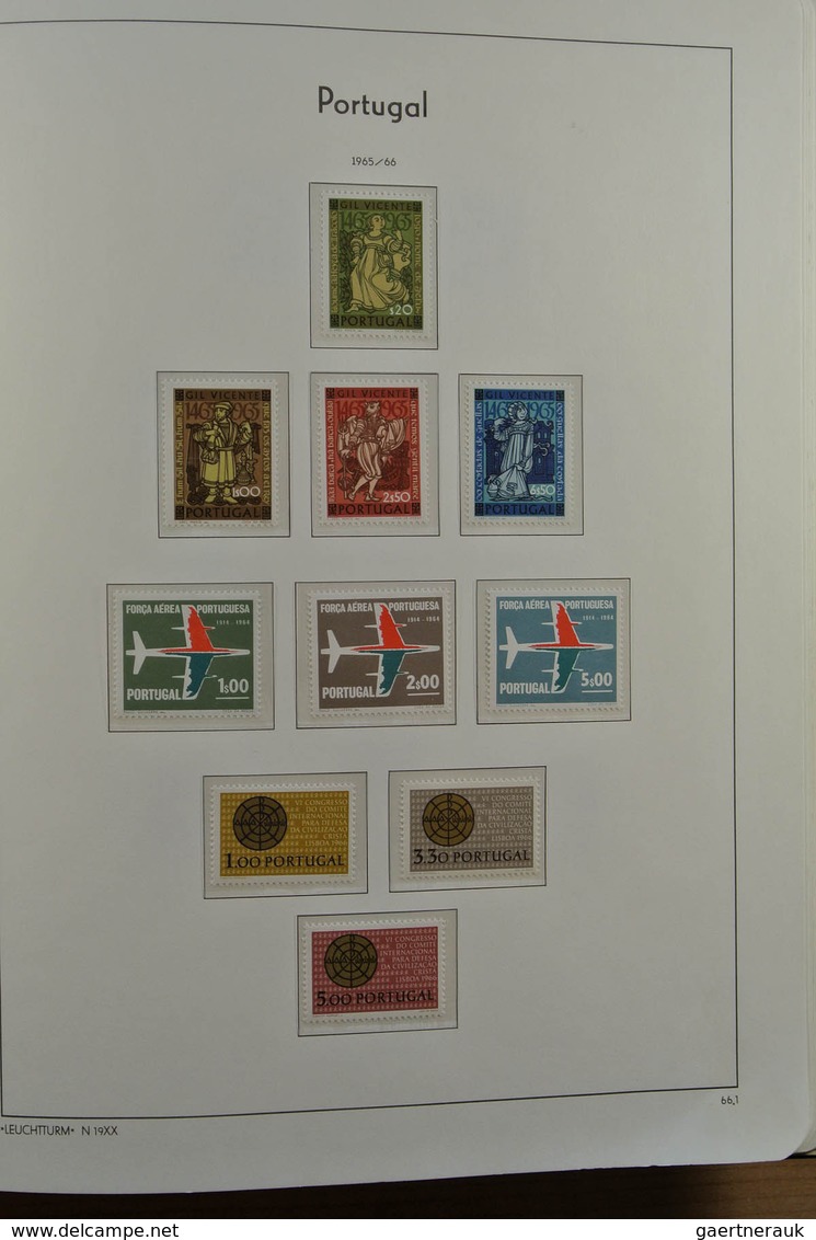 27767 Portugal: 1912-1984. Well filled, MNH, mint hinged and used collection Portugal 1912-1984 in 3 album