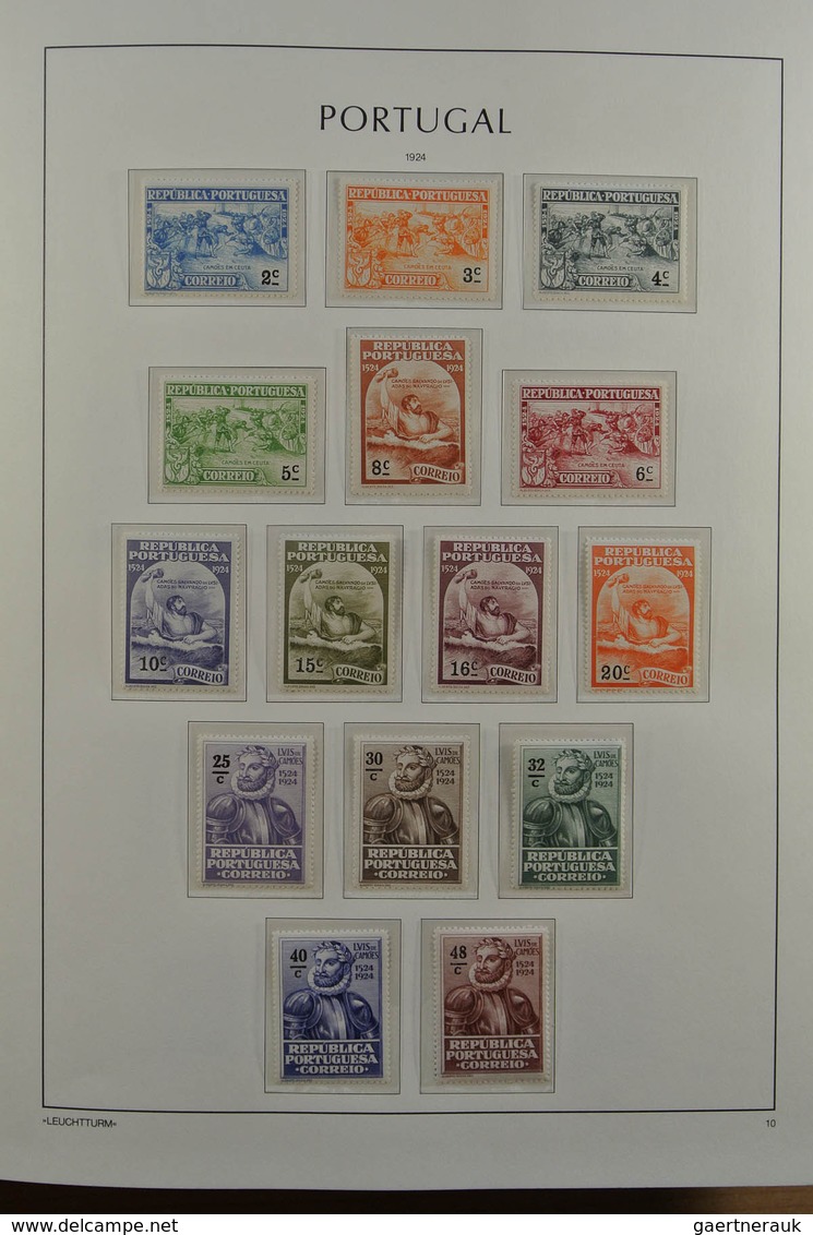 27767 Portugal: 1912-1984. Well filled, MNH, mint hinged and used collection Portugal 1912-1984 in 3 album