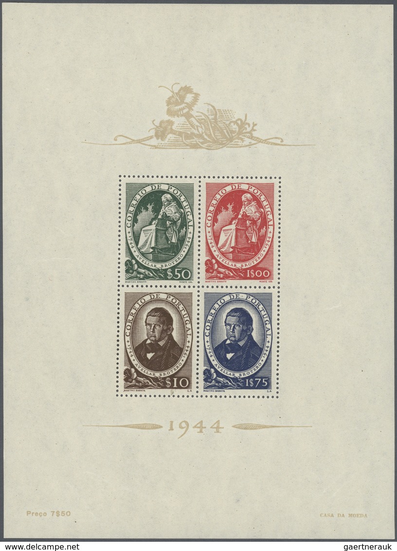27779 Portugal: 1944, 200th Birth Anniversary Of Brotero, Souvenir Sheet, Ten Pieces Unmounted Mint. Miche - Lettres & Documents