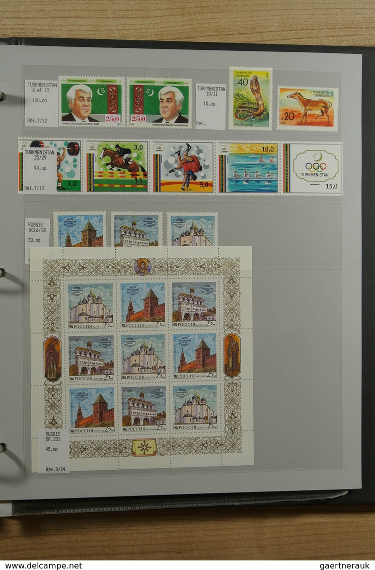 27902 Russland / Sowjetunion / GUS / Nachfolgestaaaten: Stockbook with very much modern MNH material of va