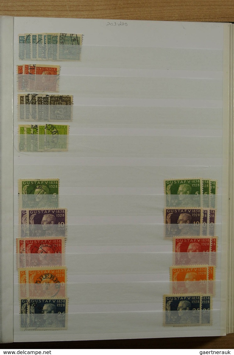 27975 Schweden: 1855-2001. Very extensive, MNH, mint hinged and used stock Sweden 1855-2001 in 4 stockbook