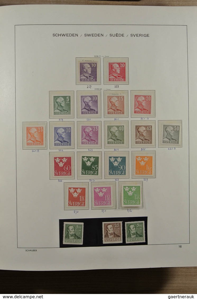 27978 Schweden: 1858-1988. Nicely filled, mostly MNH (but also some mint hinged and used material) collect