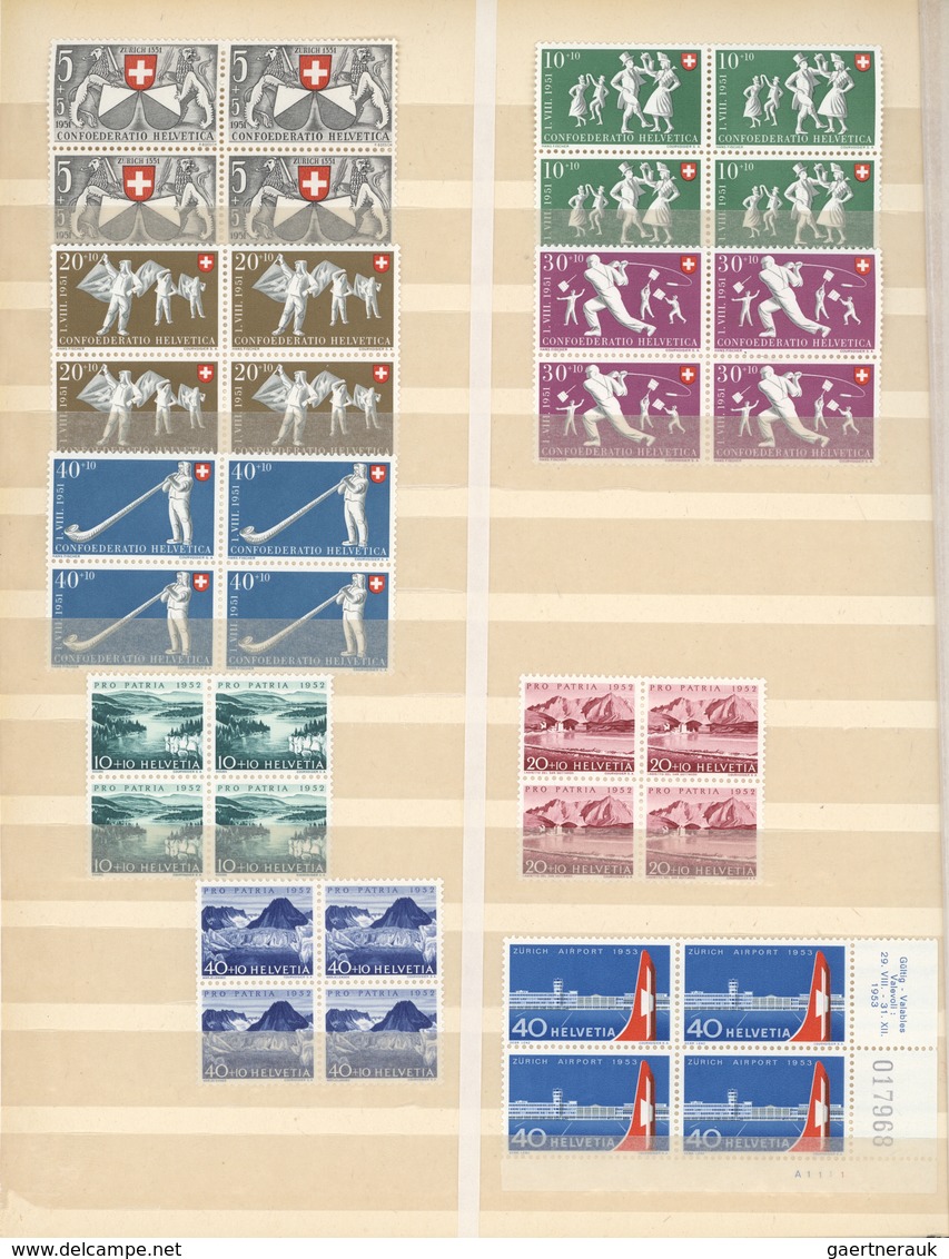 28047 Schweiz: 1870/1990 (ca.), VIERERBLOCKS, Reichhaltiger Sammlungsbestand Von Ca. 1.360 Vierer-Blocks, - Neufs