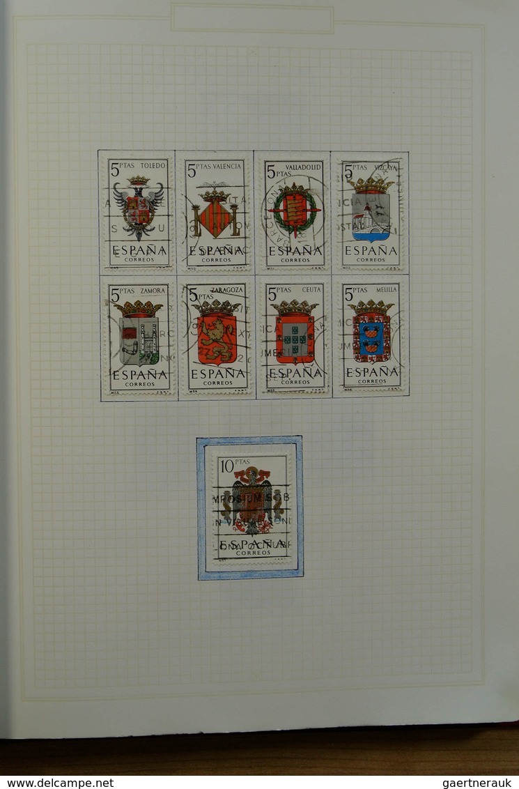 28275 Spanien: 1949-1973. Well filled, mint hinged and used collection Spain 1949-1973 in blanc album. Col