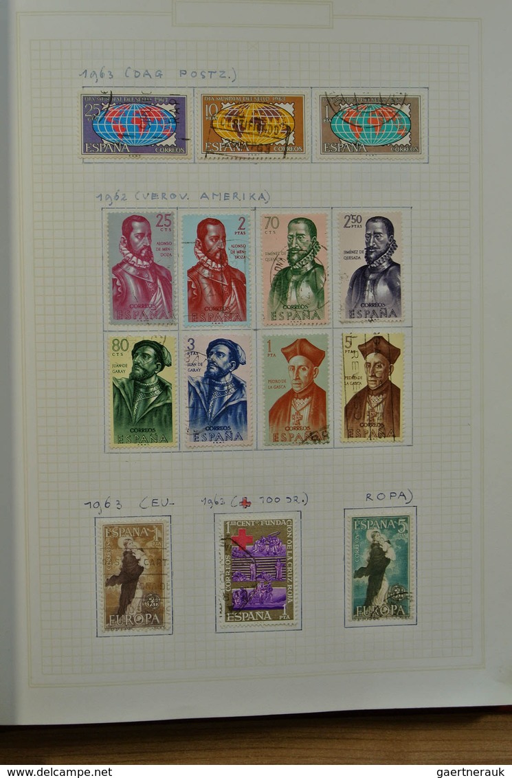 28275 Spanien: 1949-1973. Well filled, mint hinged and used collection Spain 1949-1973 in blanc album. Col