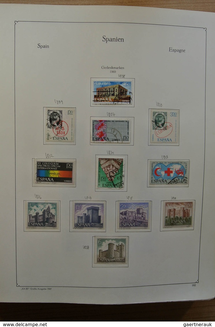 28279 Spanien: 1960-2000. Slightly messy, MNH and used collection Spain 1960-2000 in Kabe and Schaubek alb