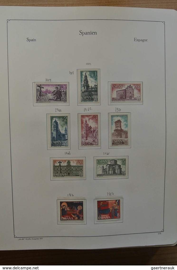 28279 Spanien: 1960-2000. Slightly messy, MNH and used collection Spain 1960-2000 in Kabe and Schaubek alb