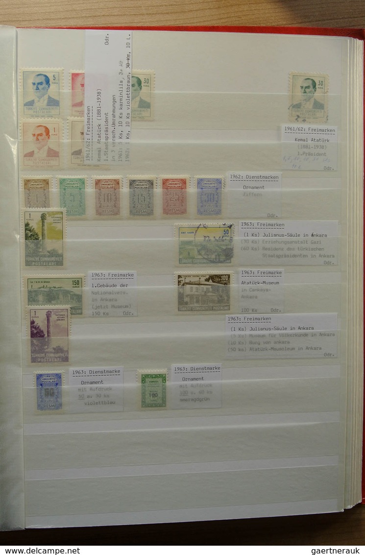 28361 Türkei: 1865-1980. Nicely filed, MNH, mint hinged and used collection Turkey 1865-1980 in 2 stockboo