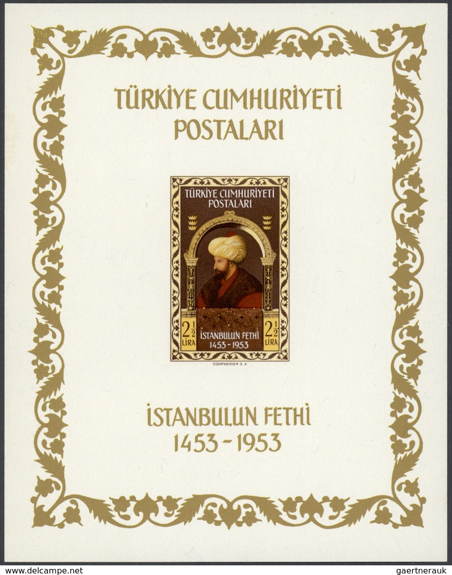 28375 Türkei: 1914-60, Collection in two albums containing excellent early Republic issues including four