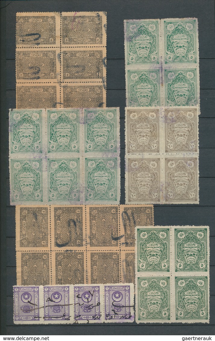 28396 Türkei - Besonderheiten: 1900/1920 (ca.), FISCALS, Accumulation Of Apprx. 670 Stamps In A Stockbook, - Andere & Zonder Classificatie