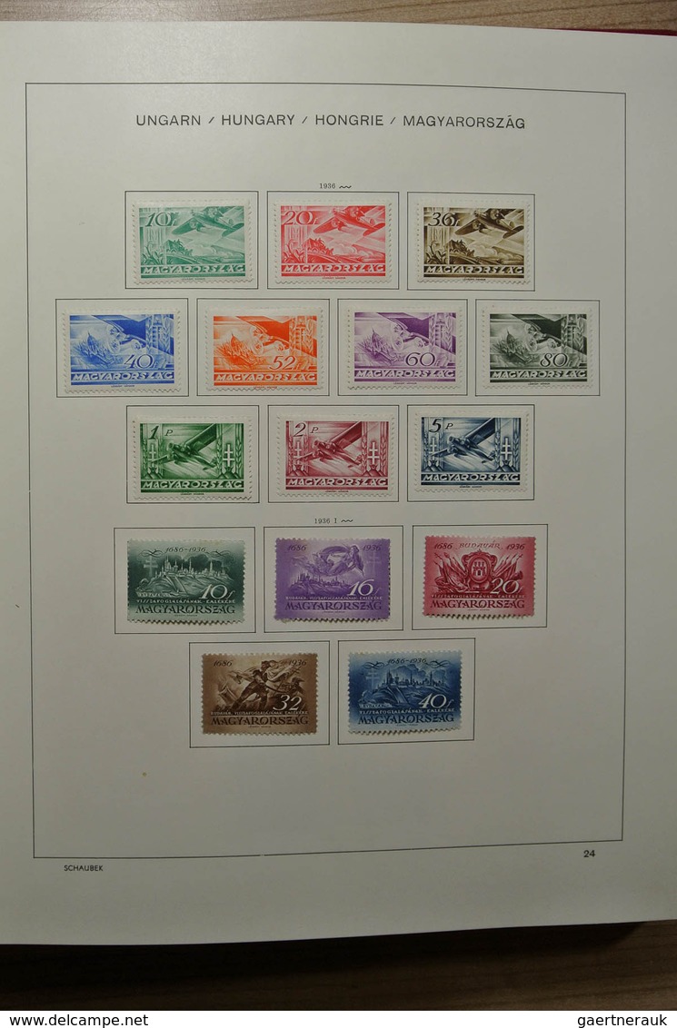 28428 Ungarn: 1871-2000. Mostly mint hinged collection Hungary 1871-2000 in 4 Schaubek albums. From 1913 o