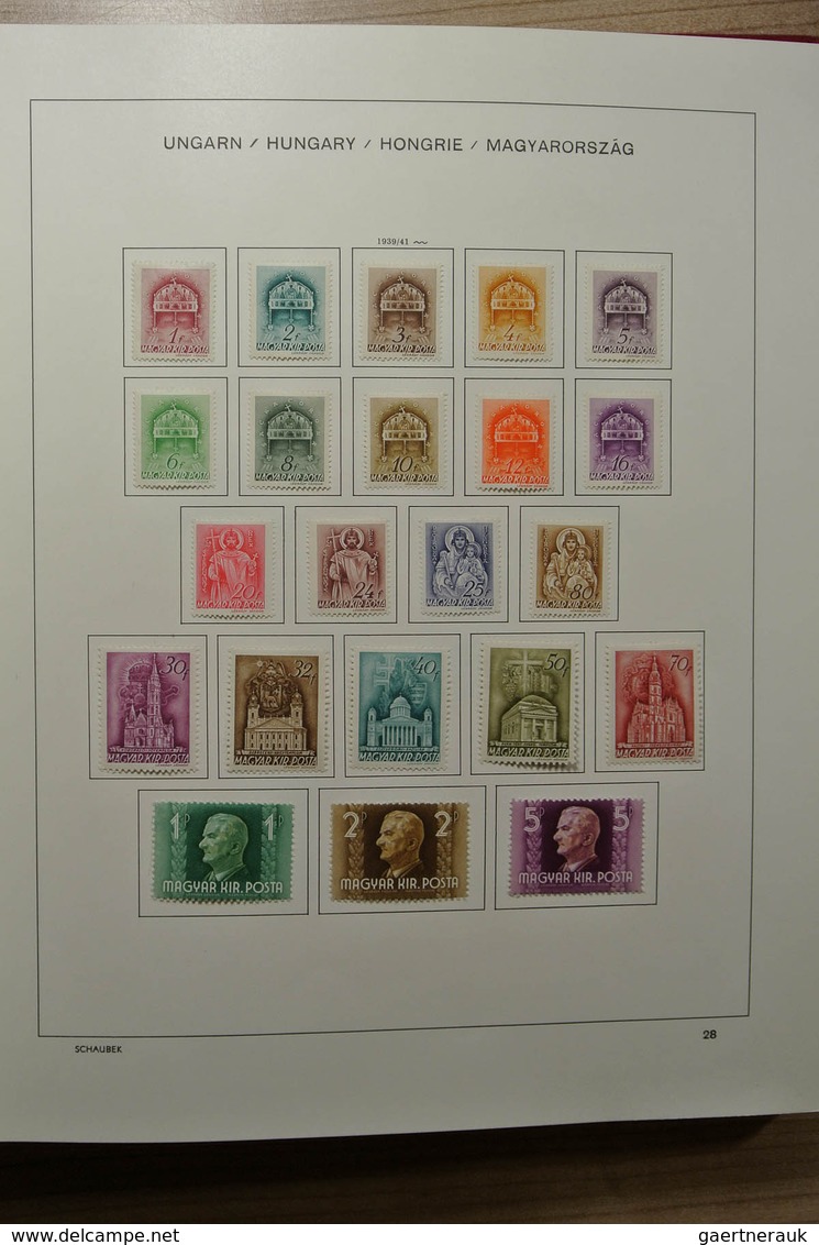 28428 Ungarn: 1871-2000. Mostly mint hinged collection Hungary 1871-2000 in 4 Schaubek albums. From 1913 o