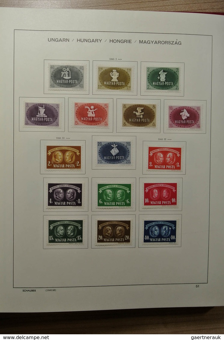 28428 Ungarn: 1871-2000. Mostly mint hinged collection Hungary 1871-2000 in 4 Schaubek albums. From 1913 o