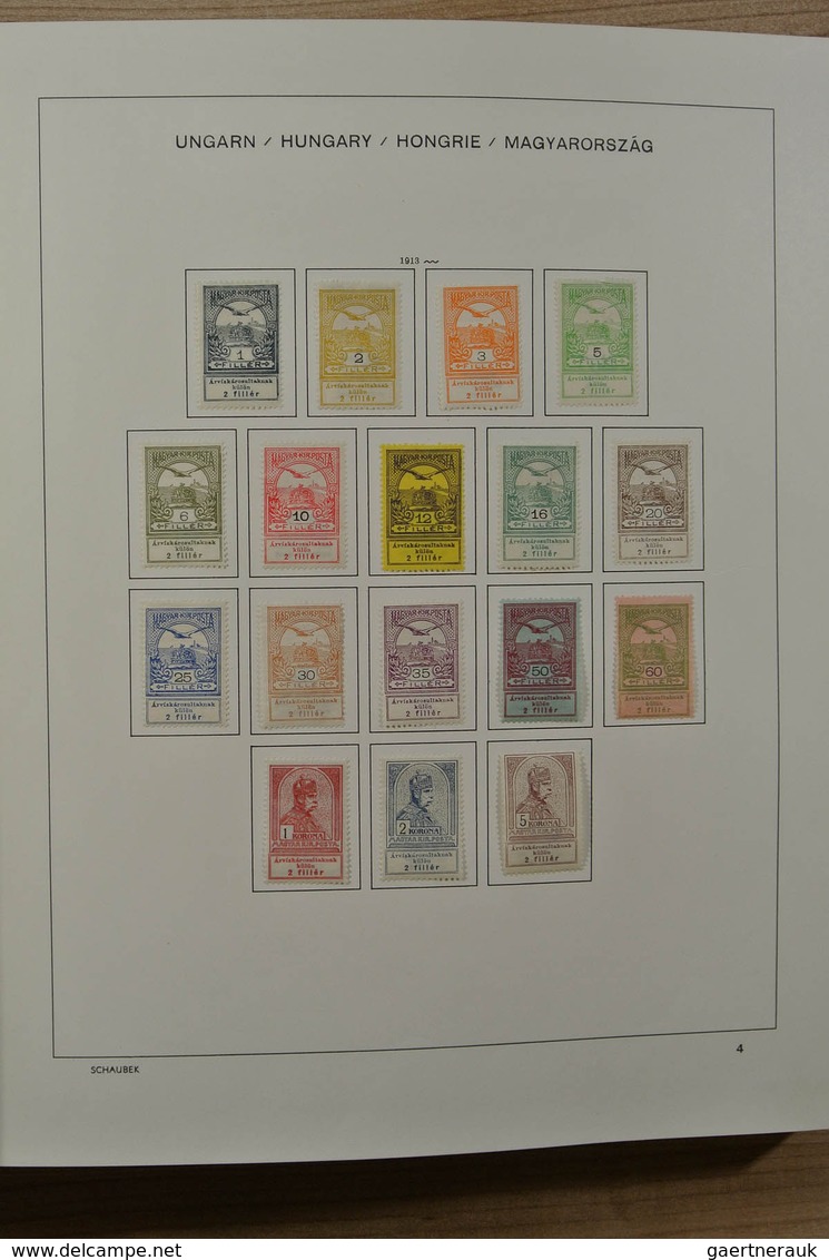 28428 Ungarn: 1871-2000. Mostly mint hinged collection Hungary 1871-2000 in 4 Schaubek albums. From 1913 o