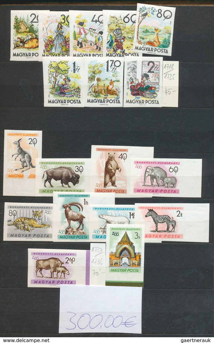 28456 Ungarn: 1958- 1979, Extensive Collection Of Cut Issues With Souvenir Sheets And Better Values, In Pa - Lettres & Documents