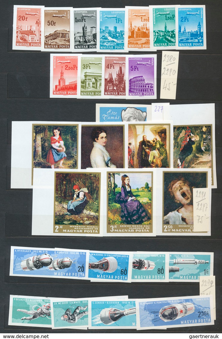 28456 Ungarn: 1958- 1979, Extensive Collection Of Cut Issues With Souvenir Sheets And Better Values, In Pa - Lettres & Documents