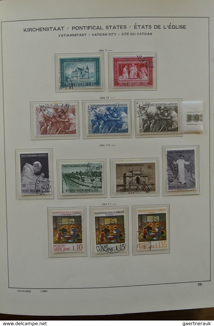 28464 Vatikan: Large lot Vatican in 2 boxes. This lot contains a.o. a complete canceled collection Vatican