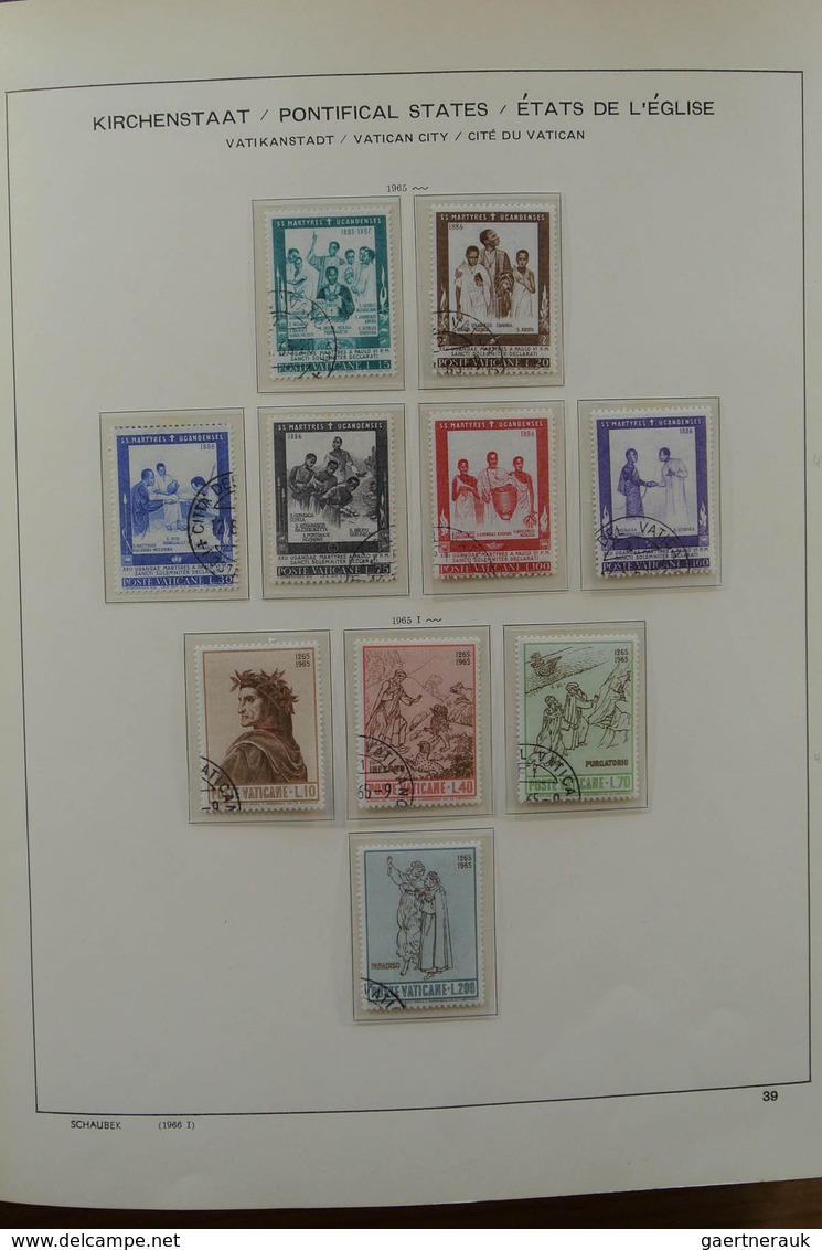 28464 Vatikan: Large lot Vatican in 2 boxes. This lot contains a.o. a complete canceled collection Vatican