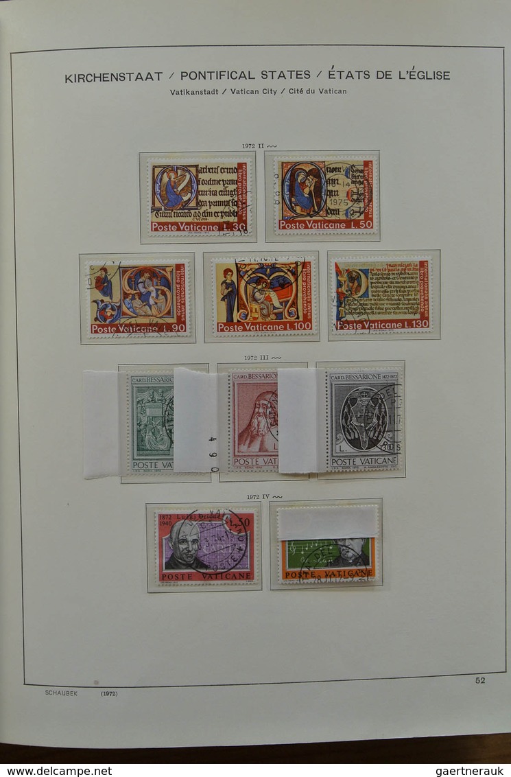 28464 Vatikan: Large lot Vatican in 2 boxes. This lot contains a.o. a complete canceled collection Vatican