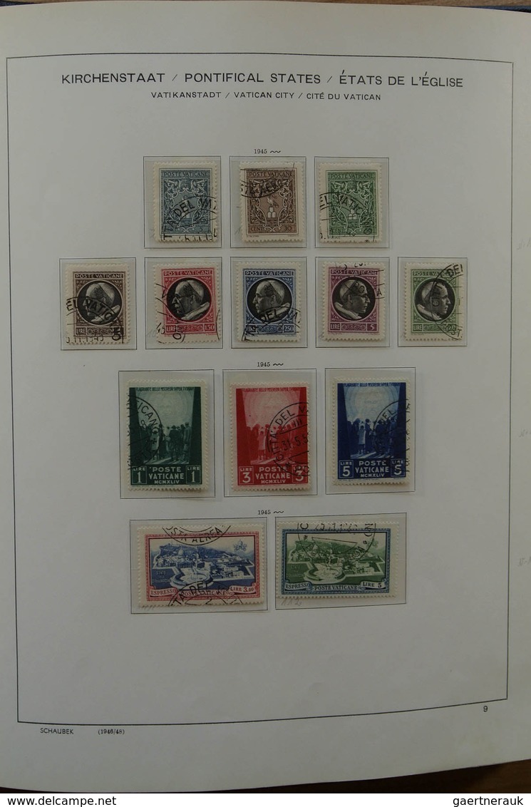28464 Vatikan: Large lot Vatican in 2 boxes. This lot contains a.o. a complete canceled collection Vatican
