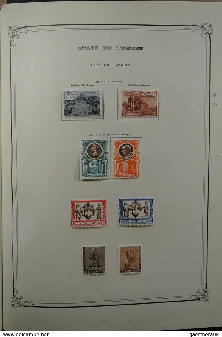 28465 Vatikan: 1852-1976. Very well filled, mint hinged and used collection Vatican 1852-1976 in large Yve