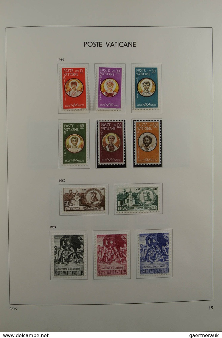 28470 Vatikan: 1929-1984. Nicely filled, mostly MNH and mint hinged collection Vatican 1929-1984 in Davo a