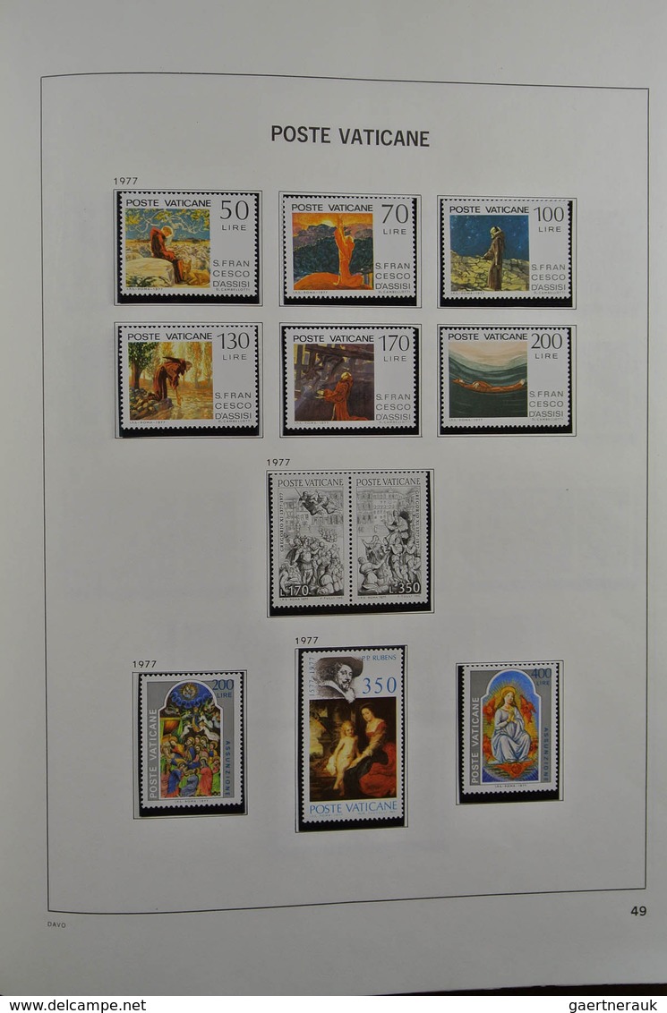 28470 Vatikan: 1929-1984. Nicely filled, mostly MNH and mint hinged collection Vatican 1929-1984 in Davo a